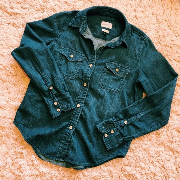 Universal Thread Dark Blue Denim Button Up - Picture 2 of 8